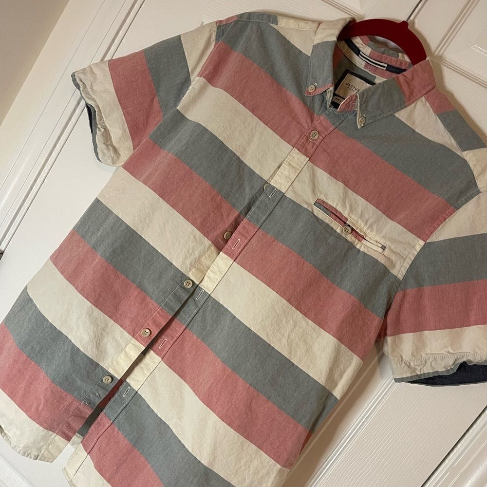 Cactus Man Ricky Singh Large 100% cotton short sleeve button up